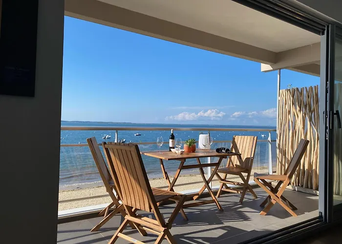 Premiere Ligne Acces Prive Et Direct A La Vue